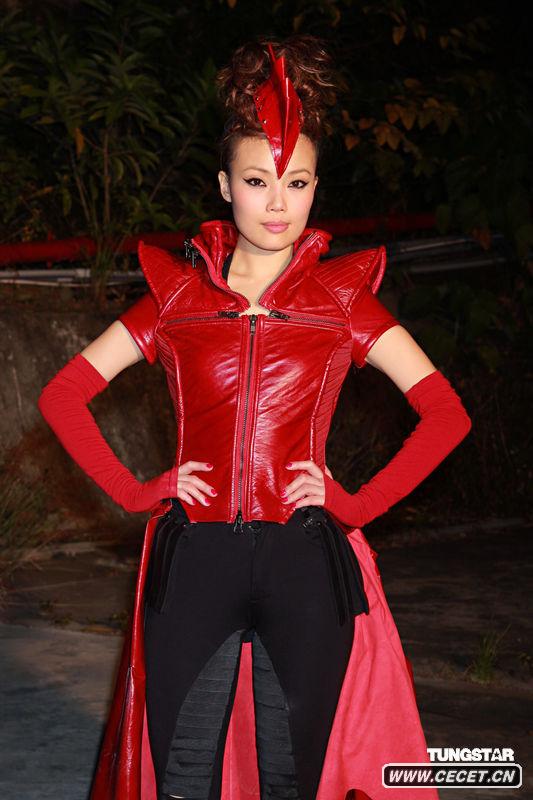 容祖兒紅裝造型