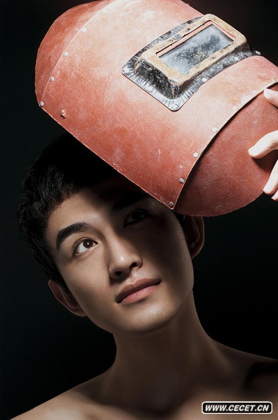 張曉晨全新寫(xiě)真曝光