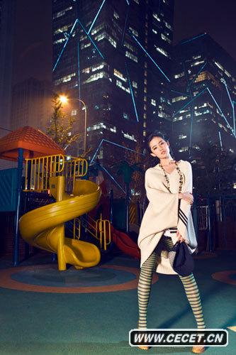 劉亦菲秀窈窕身材