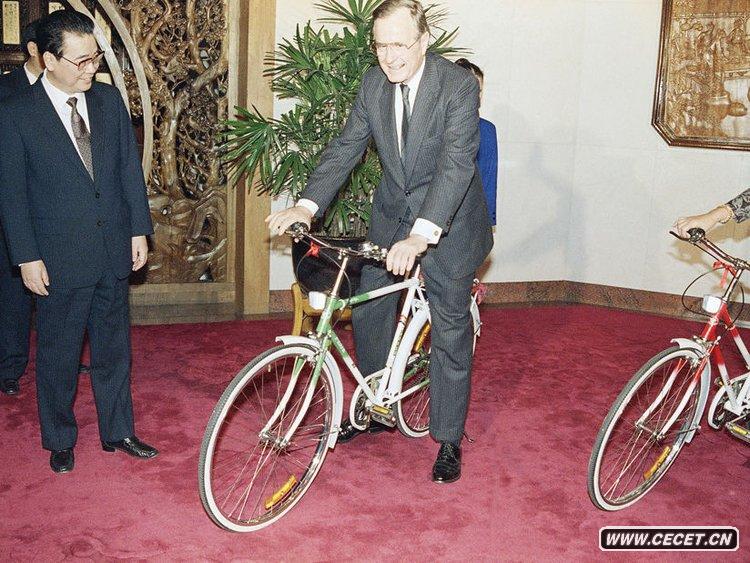 1989225r(sh)yϲʲL(fng)AgT܇(ch)ЇĻ