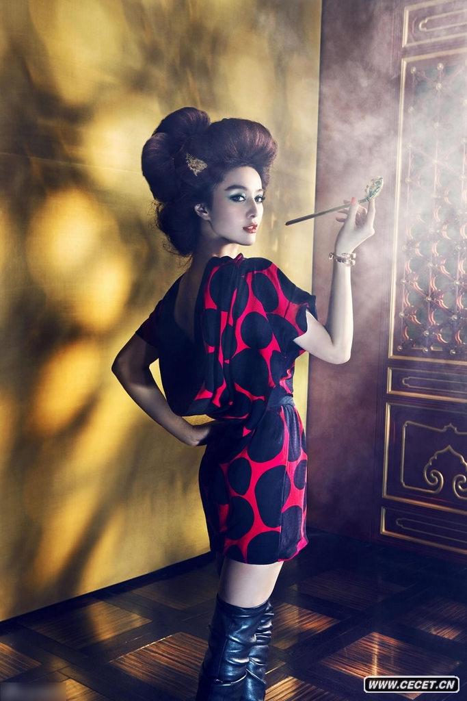 范冰冰大走歐洲宮廷風(fēng)