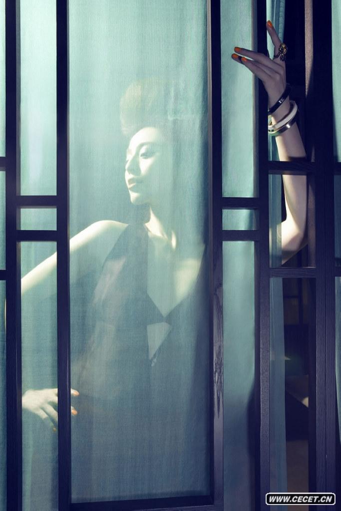 范冰冰大走歐洲宮廷風(fēng)