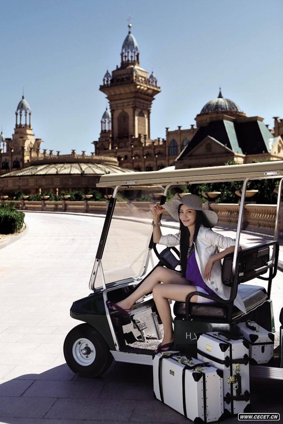 陶紅古堡寫(xiě)真氣質(zhì)華貴