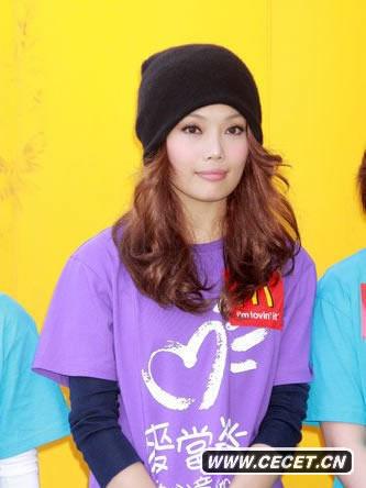 祖兒身體抱恙熱心公益