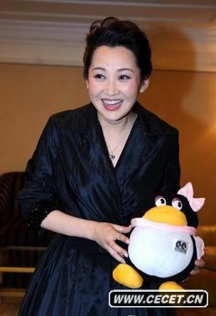 許晴簽約華誼兄弟