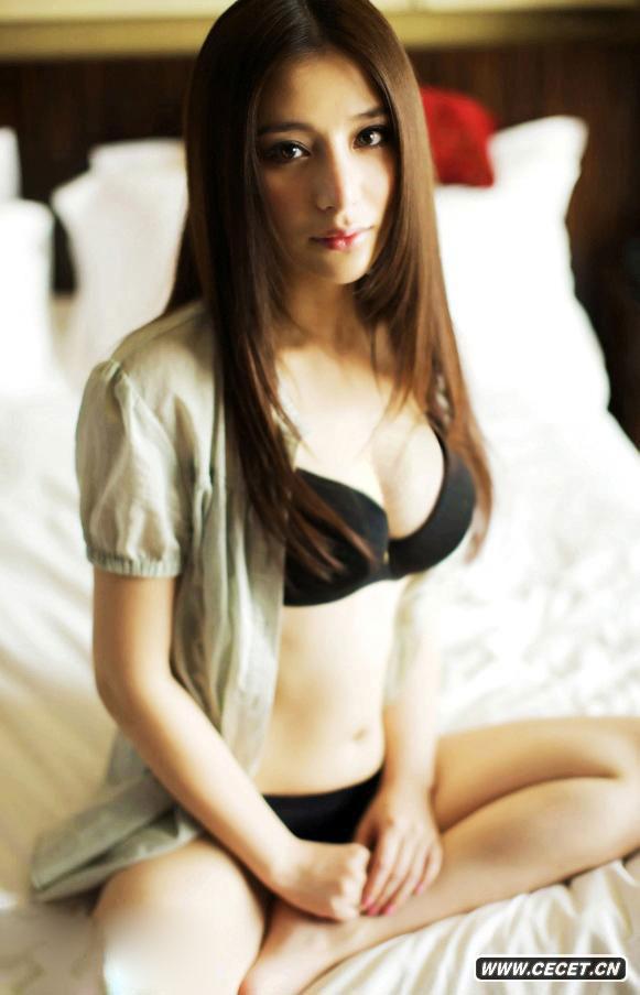 熊乃瑾最新寫(xiě)真曝光