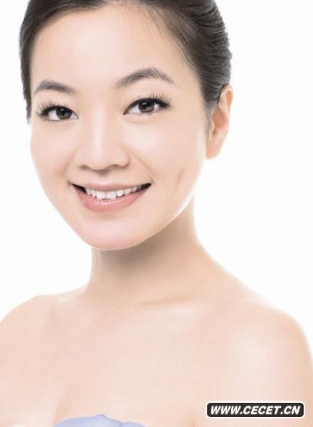 阿雅寫(xiě)真大秀美麗肌膚