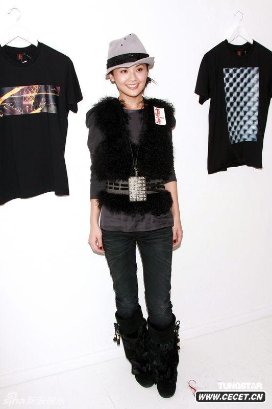 阿Sa以禮帽造型亮相