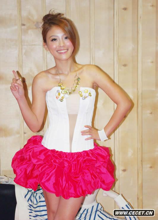 卓文萱個(gè)唱造型曝光