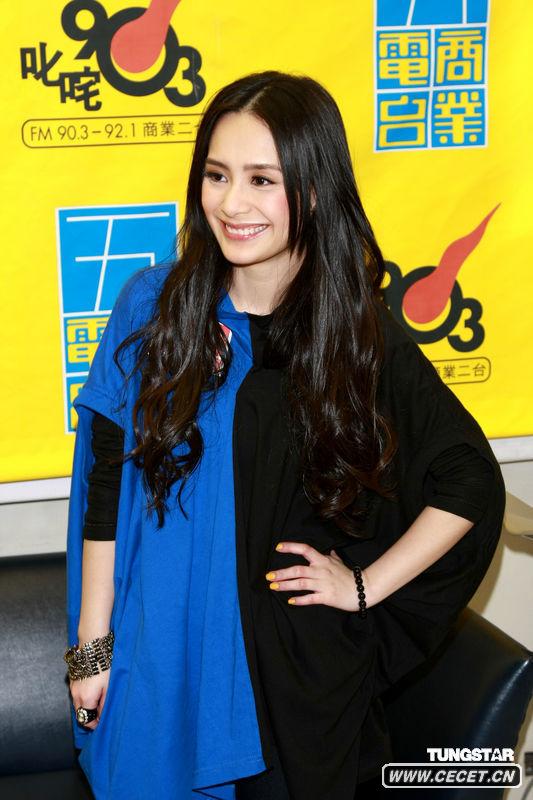 阿嬌拒不回應陳冠希話(huà)題