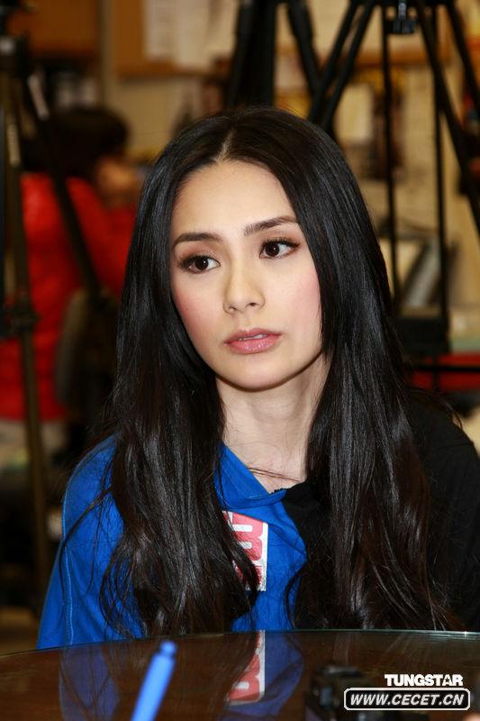 阿嬌拒不回應陳冠希話(huà)題