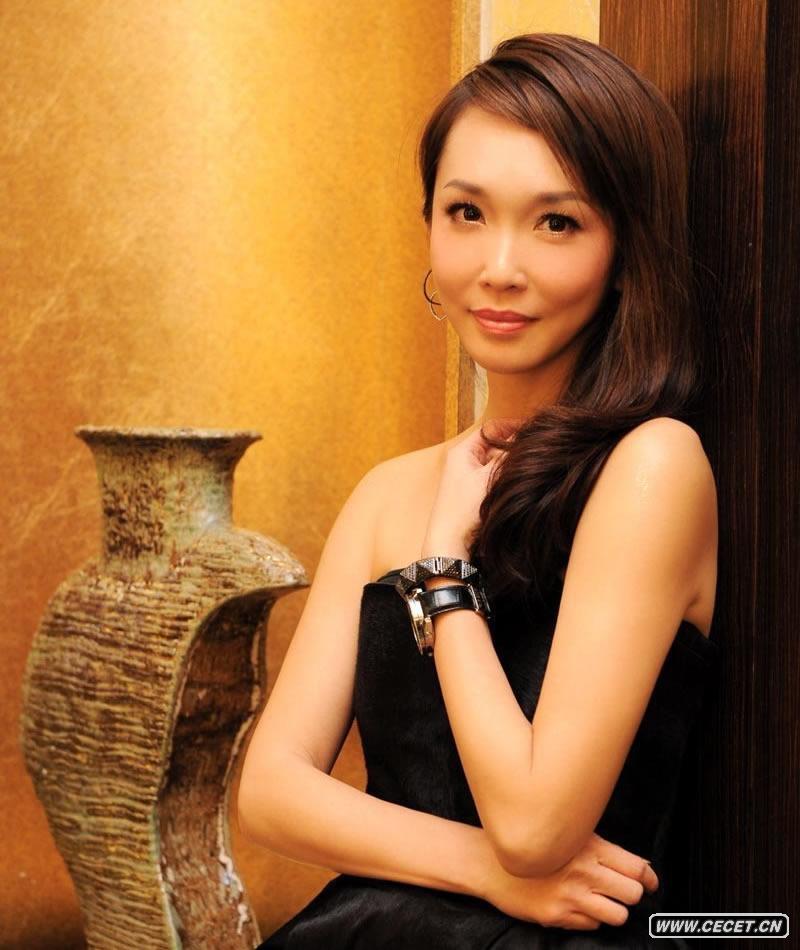 范文芳婚后出席活動(dòng)