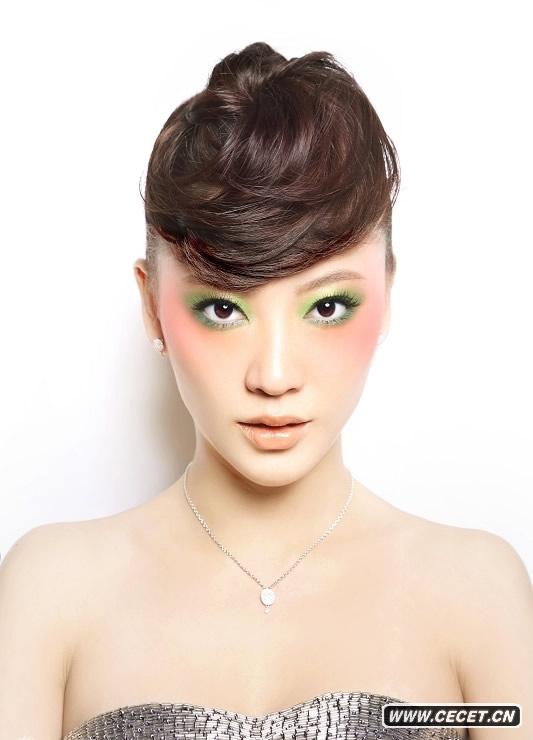 應采兒一切不設防