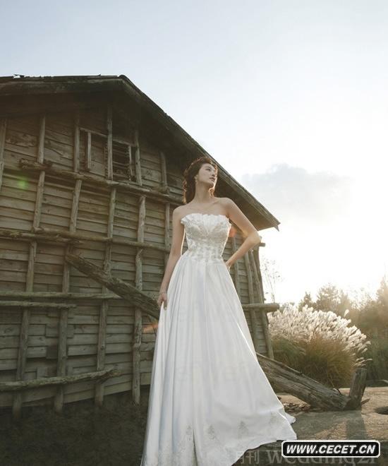 韓星劉仁英婚紗寫(xiě)真