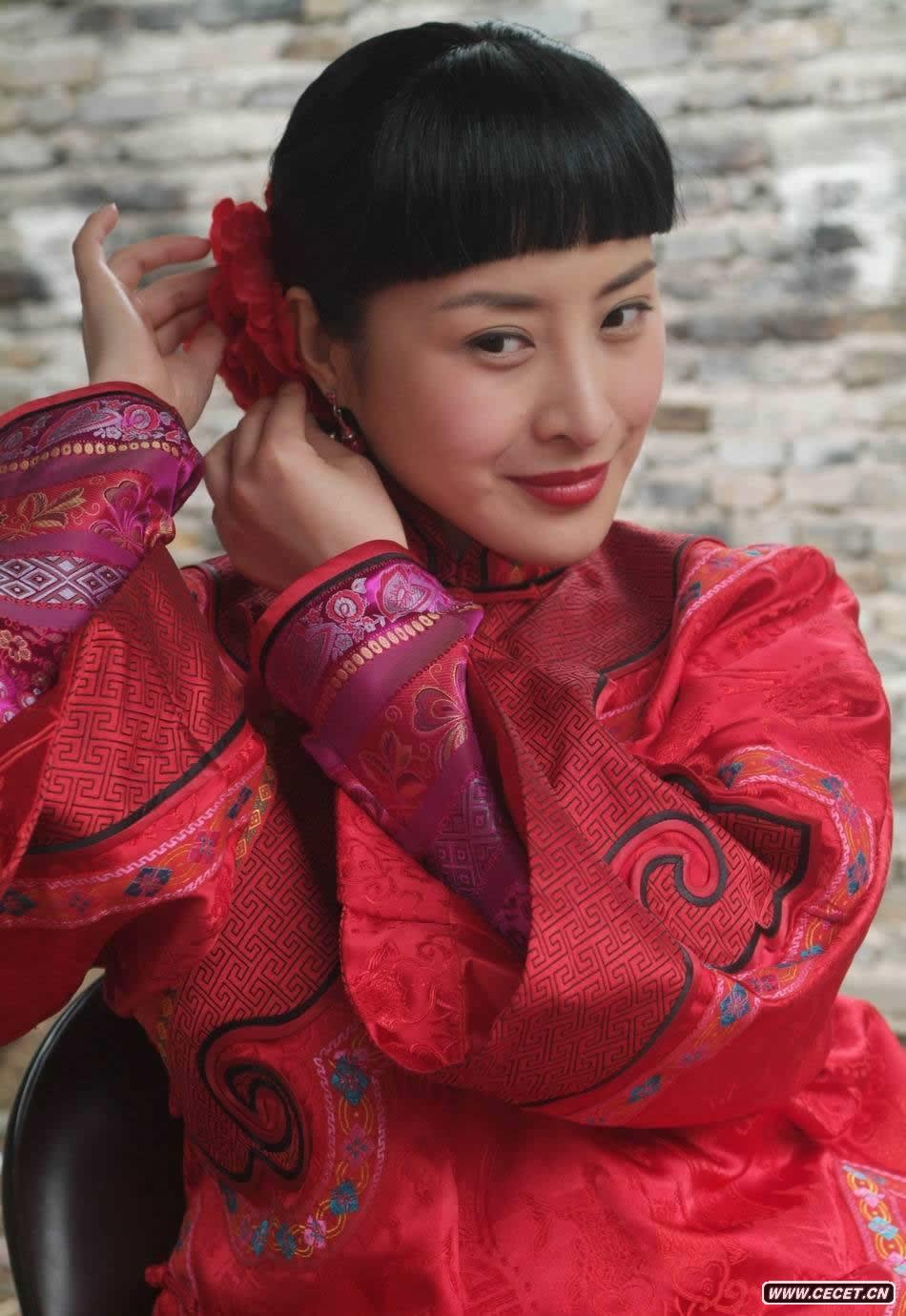 王雅捷大秀身材