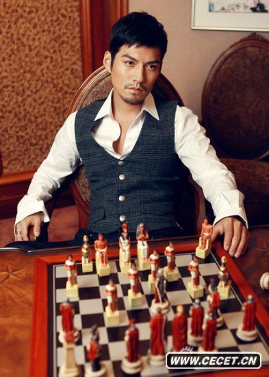 嚴寬歲末精致寫(xiě)真