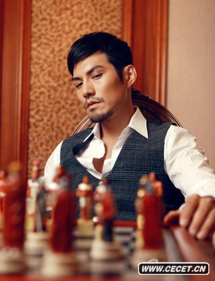 嚴寬歲末精致寫(xiě)真