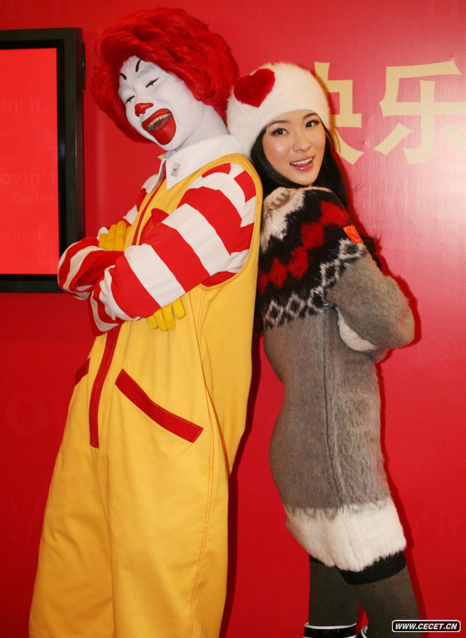 霍思燕代言顯嬌俏可愛(ài)