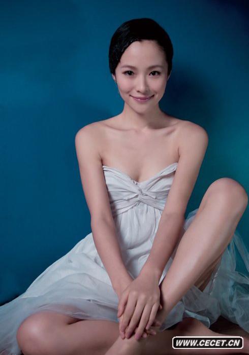 江一燕雙面時(shí)尚寫(xiě)真