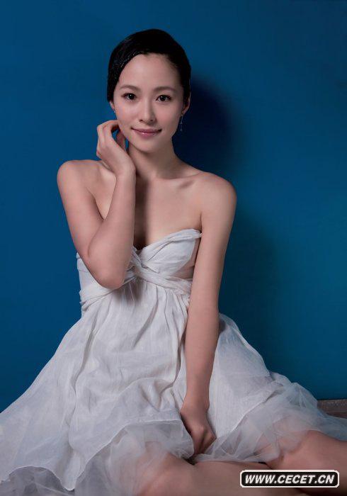 江一燕雙面時(shí)尚寫(xiě)真