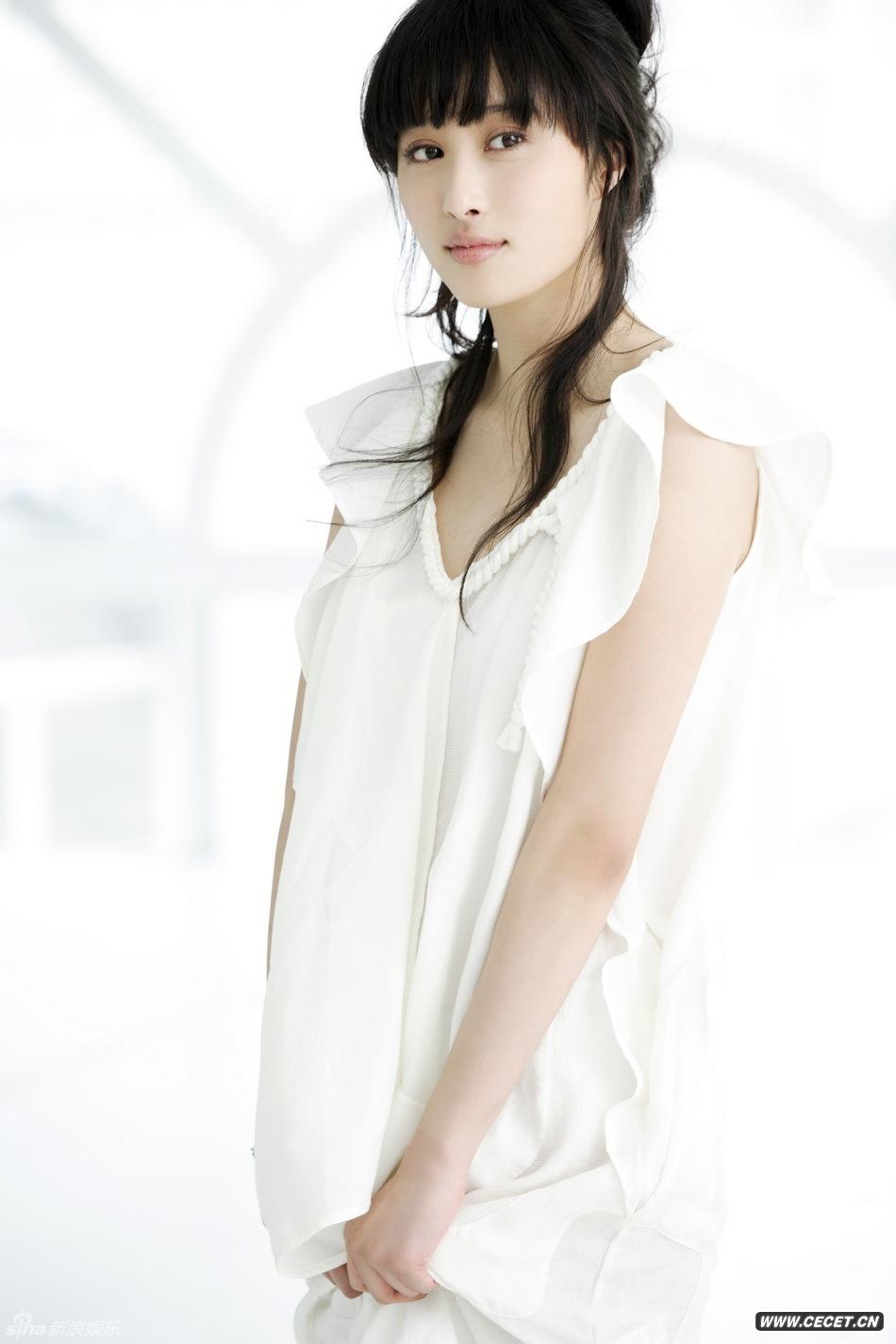 李欣汝寫(xiě)真純凈甜美