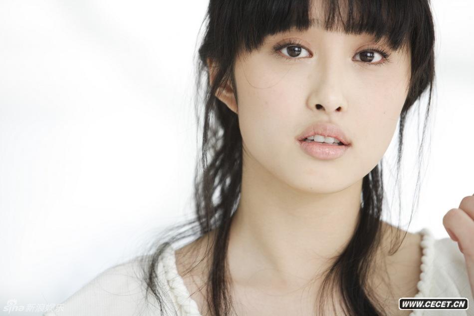 李欣汝寫(xiě)真純凈甜美