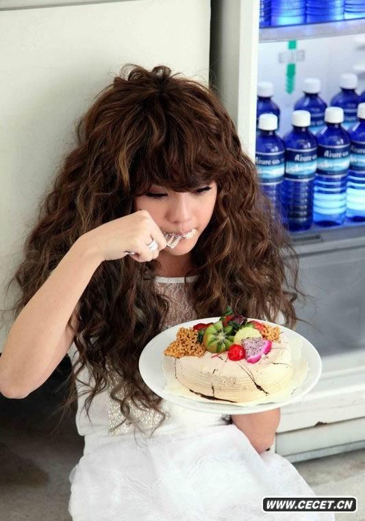 楊丞琳《雨愛(ài)》MV劇照