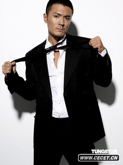 型男于小偉硬漢寫(xiě)真