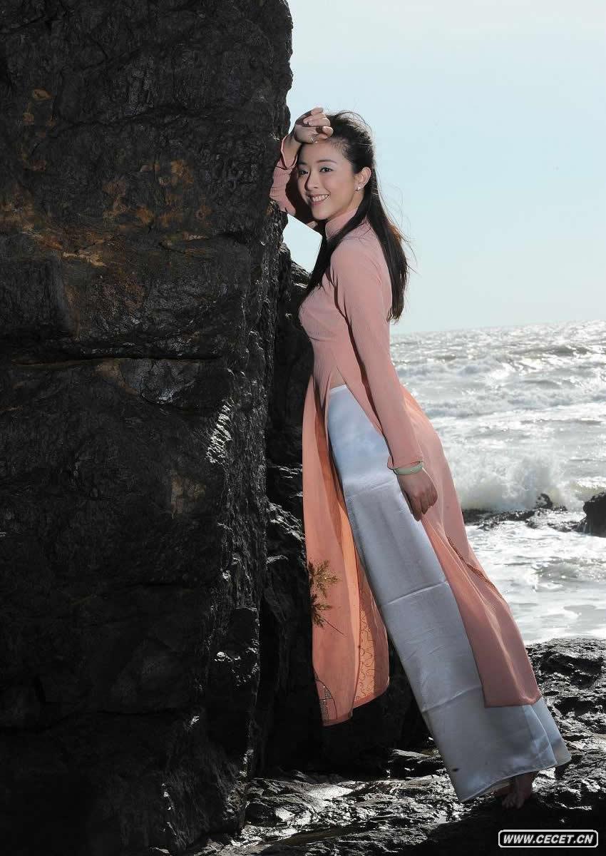 黃小蕾演繹越南風(fēng)情