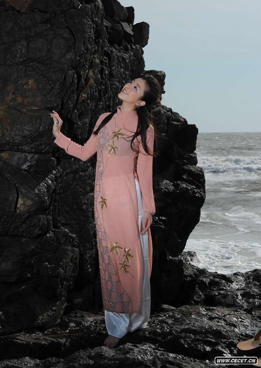 黃小蕾演繹越南風(fēng)情