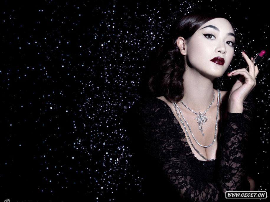 應采兒妖嬈身段嫵媚多姿