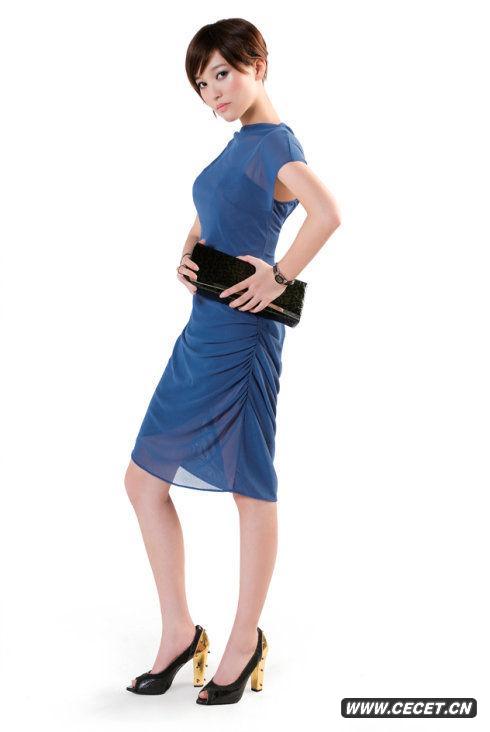 金莎百變造型拍寫(xiě)真