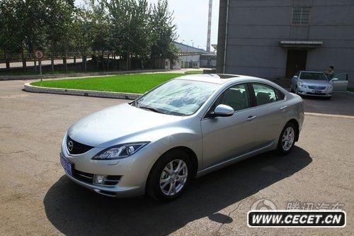 09款睿翼2.5自動(dòng)導航版實(shí)拍圖