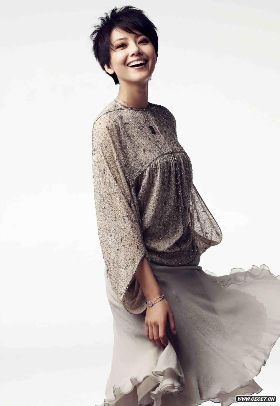 高圓圓最新冬日寫(xiě)真