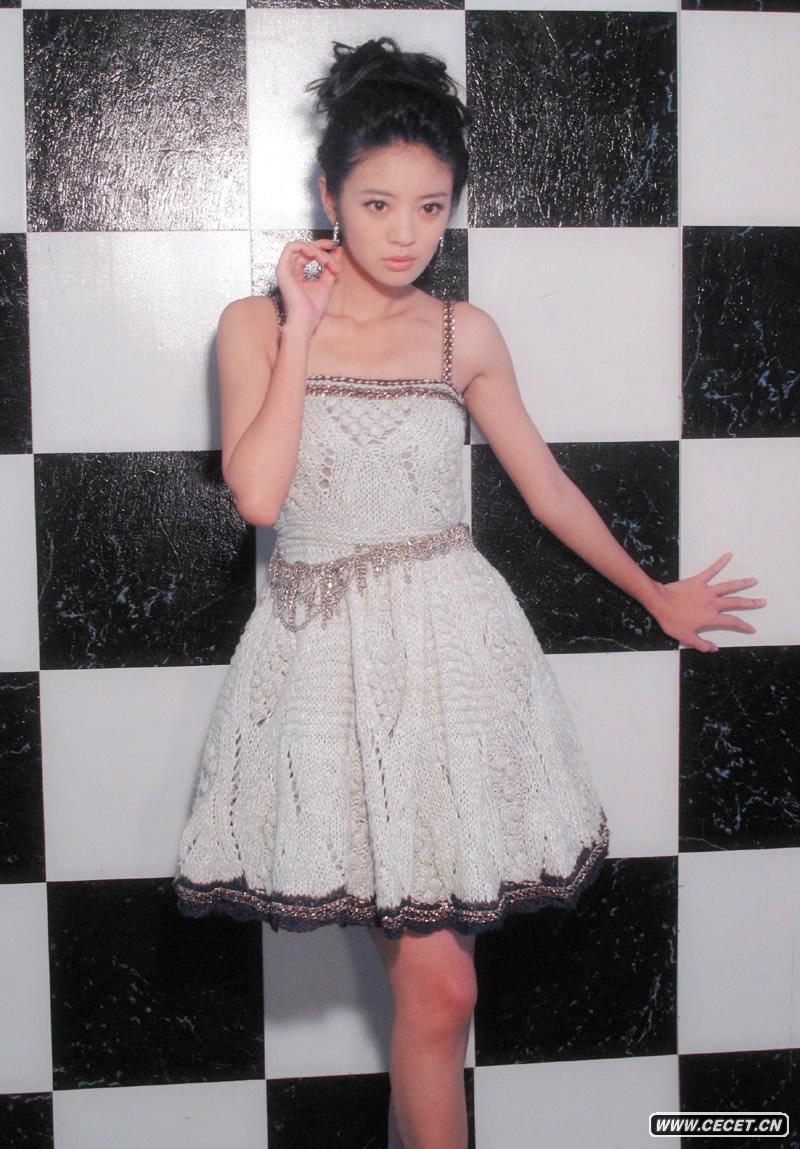 安以軒公主裙拍新寫(xiě)真