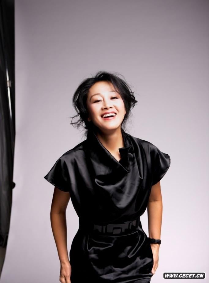 王姬女人四十媚態(tài)重生