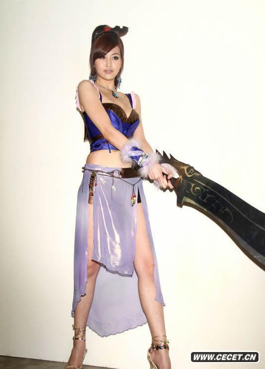 林葦茹挑戰Cosplay惹火尺度