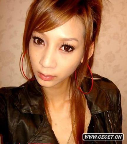 周杰倫MV涉嫌賣(mài)淫女郎蕭依婷 生活寫(xiě)真照曝光