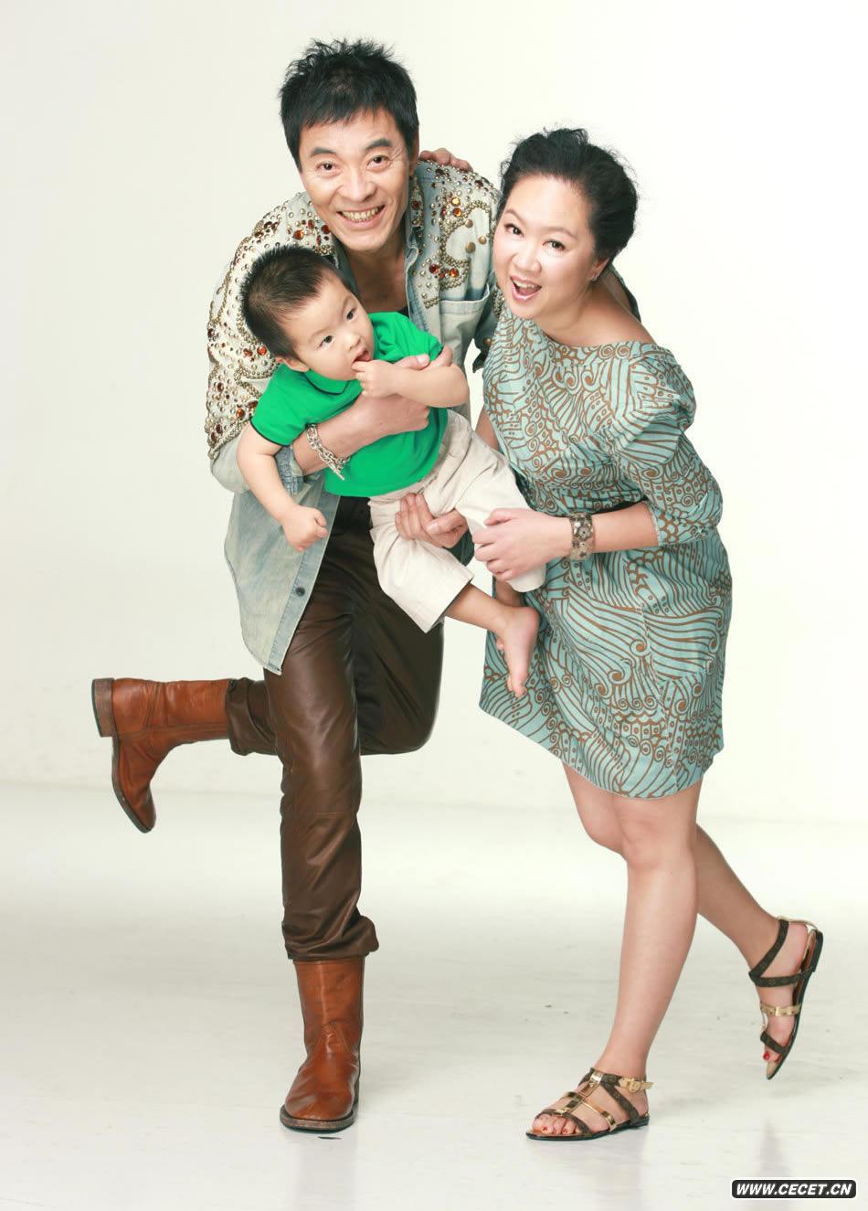 劉威妻兒全家首度曝光