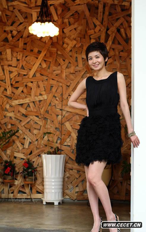 張瑞希利落短發(fā)拍寫(xiě)真