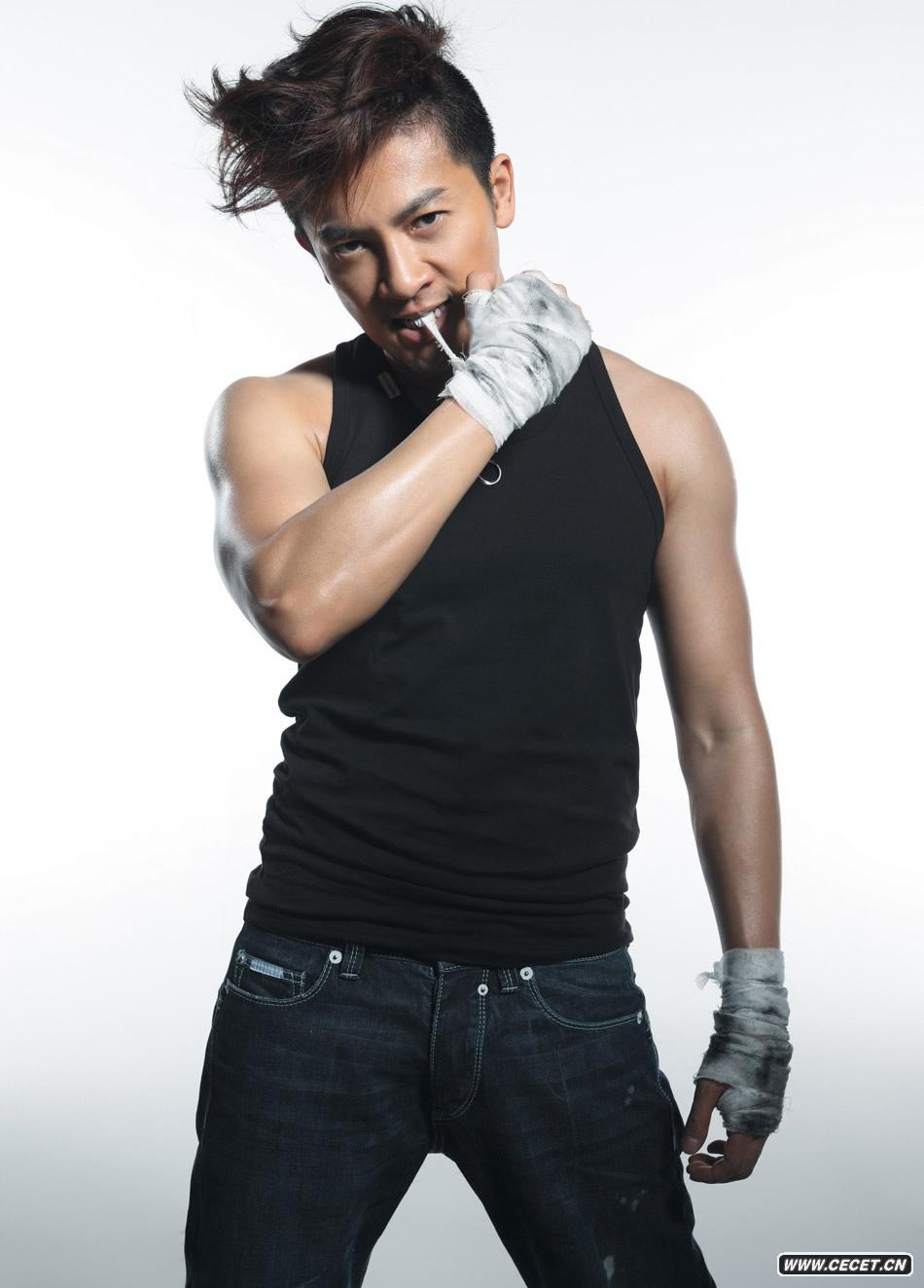 蘇有朋時(shí)尚大片談蛻變