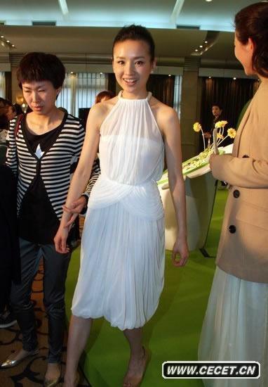 董潔初為人母清純依舊