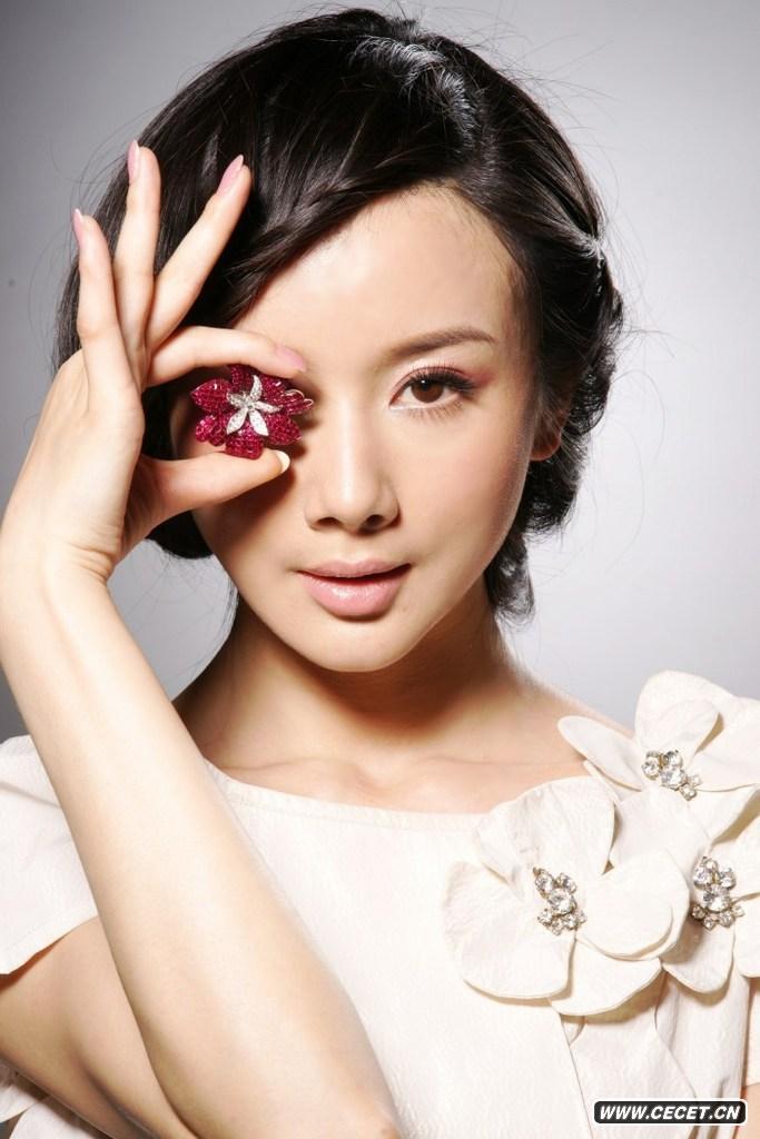 孫菲菲千變寫(xiě)真