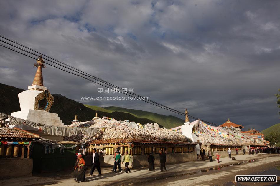 2009.7.30 ຣ. (sh)ݽYկʯ(jng)20|Kʯ(zhun)ҷQ(chng)Ψһһֶɽ