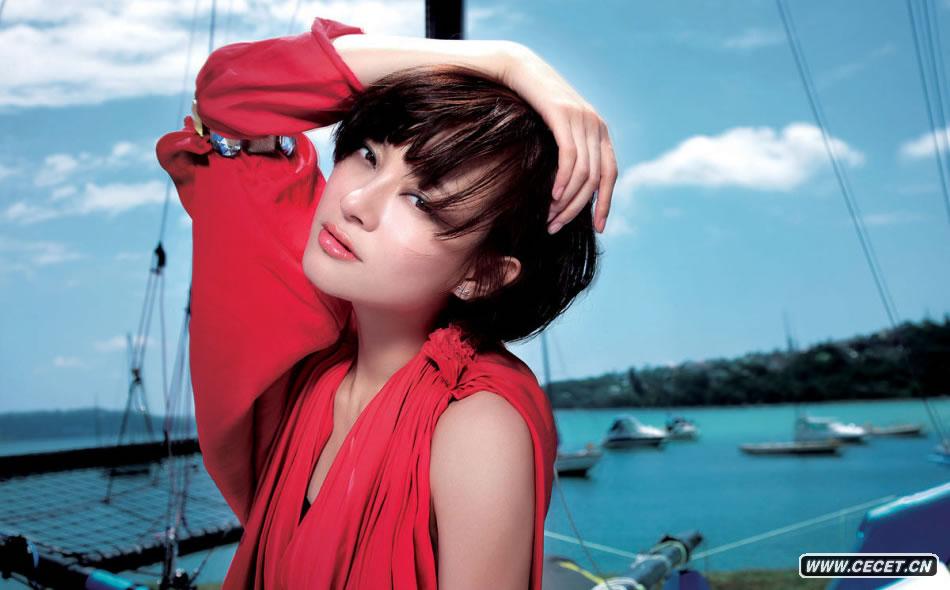 孫儷春裝大片變身空姐