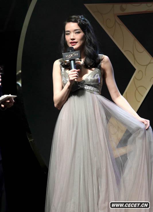 舒淇低胸晚裝亮相