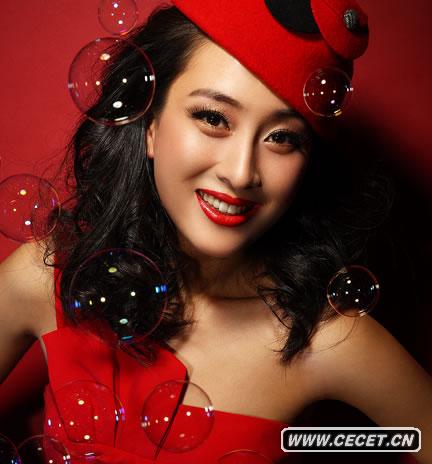 馬蘇全新寫(xiě)真甜美俏皮