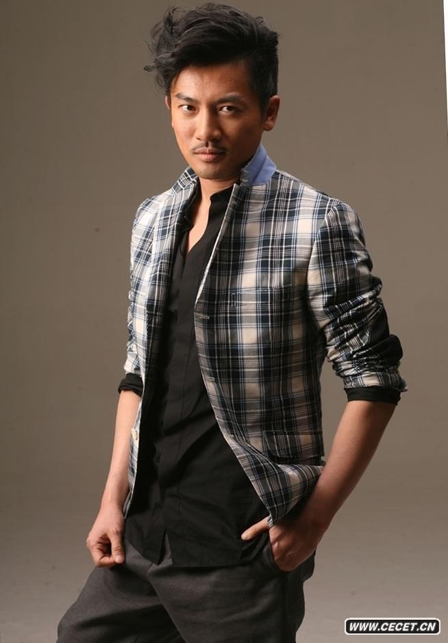 蘇有朋展現型男魅力