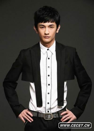 康飛拍攝魅力紳士寫(xiě)真