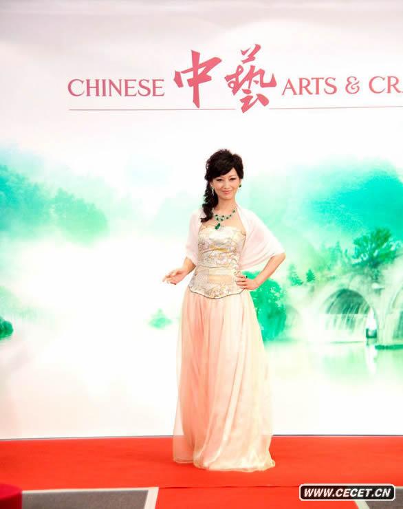 趙雅芝年過(guò)五旬風(fēng)采依舊